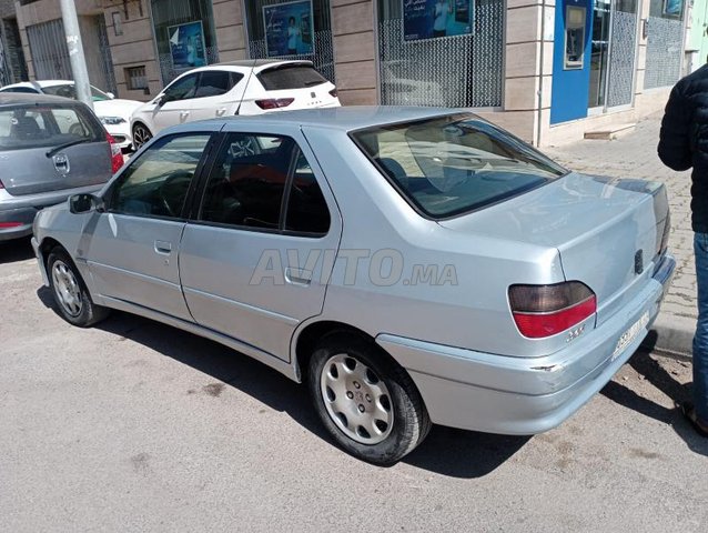 Voiture Peugeot 206 2002 à Casablanca Diesel - 7 chevaux