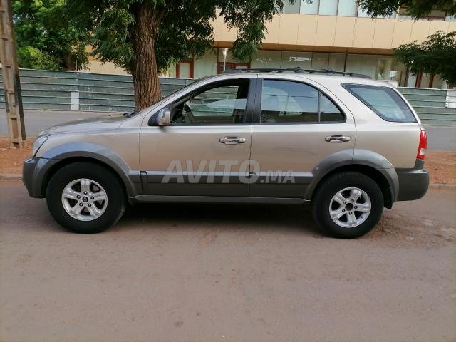 Voiture Kia Sorento 2004 à Khouribga Diesel - 10 chevaux