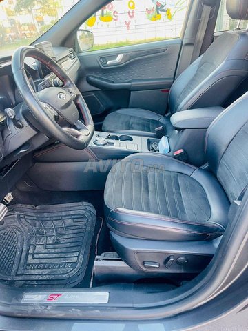 Voiture Ford Kuga 2021 à El Jadida Diesel - 8 chevaux