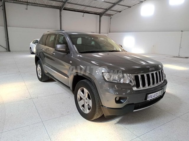 Jeep grand avito