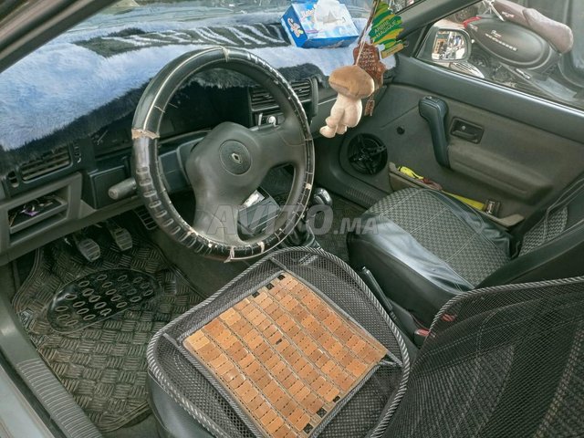 Voiture Renault R19 1995 à Marrakech Diesel - 7 chevaux