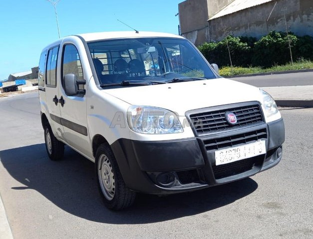 Voiture Fiat Doblo 2017 à Casablanca  Diesel  - 5 chevaux