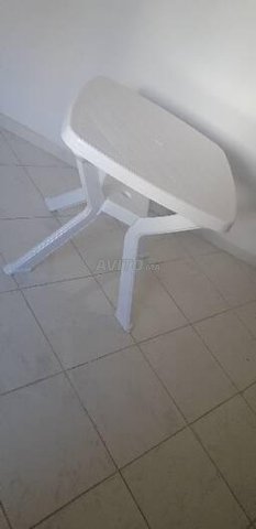 Table plastique blanche  - 1