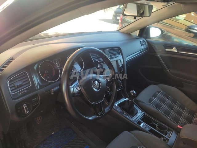 Voiture Volkswagen GOLF 7 2013 à Khouribga Diesel - 8 chevaux