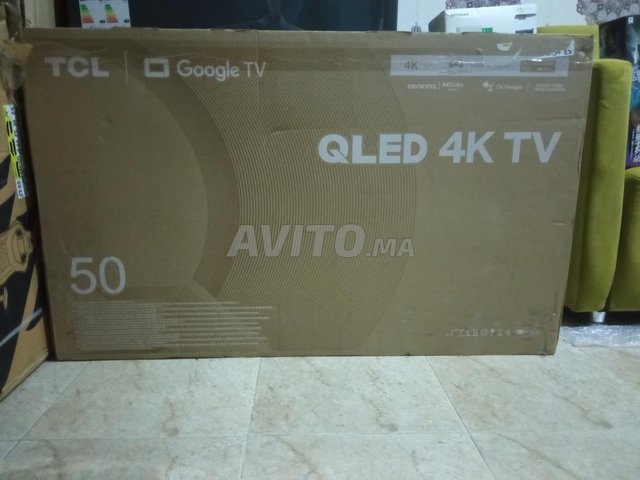 TCL QLED 4K TV 50' PS - 2