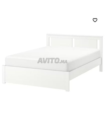 lit avec table de chevet - 6