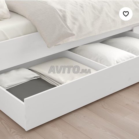 lit avec table de chevet - 7