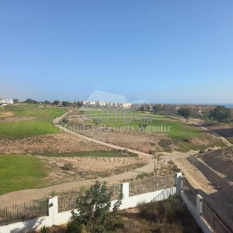 شقق من 1 و 2 و 3 غرف نوم مطلة على البحر في خليج تغازوت