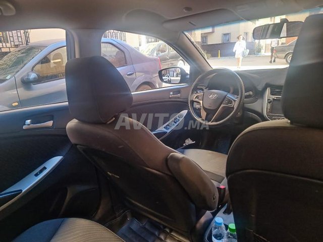 Voiture Hyundai Accent 2018 à Mohammedia Diesel - 6 chevaux