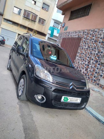 Voiture Citroen Berlingo 2014 à Casablanca  Diesel  - 6 chevaux