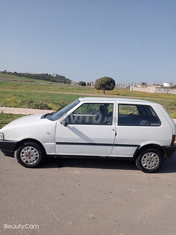 Fiat Uno occasion Essence Modèle 1992