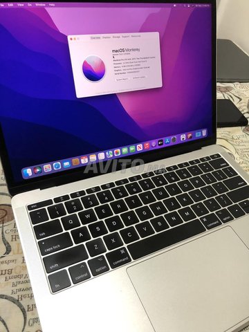 Apple MacBook Pro 2017 - 1