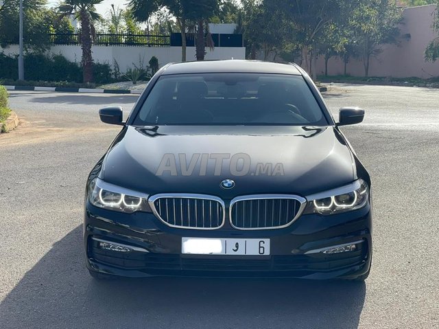 Voiture BMW Serie 5 2017 à Casablanca Diesel - 8 chevaux