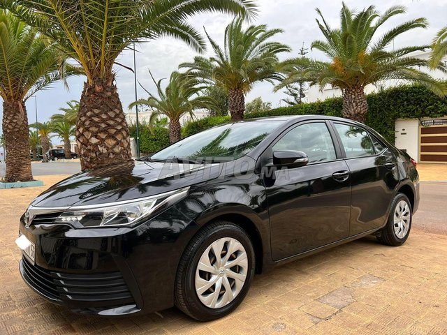 Voiture Toyota Corolla 2018 à Rabat Diesel - 5 chevaux