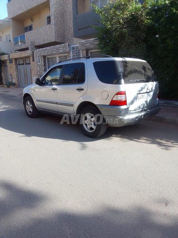 Mercedes Benz 270 Diesel Mod le 2001 Casablanca voiture