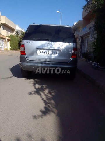 Mercedes Benz 270 Diesel Mod le 2001 Casablanca voiture