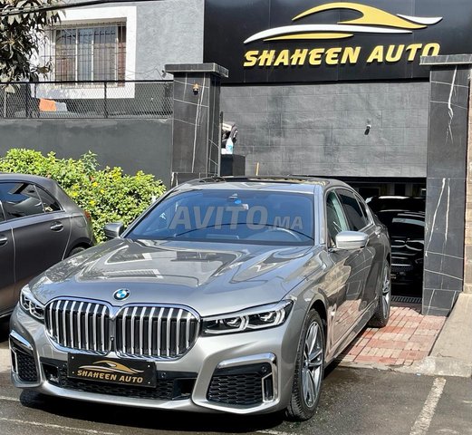 Voiture BMW Serie 7 2020 à Casablanca  Diesel  - 12 chevaux