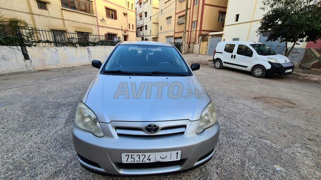 Voiture Toyota Corolla 2007 à Rabat Essence - 8 chevaux