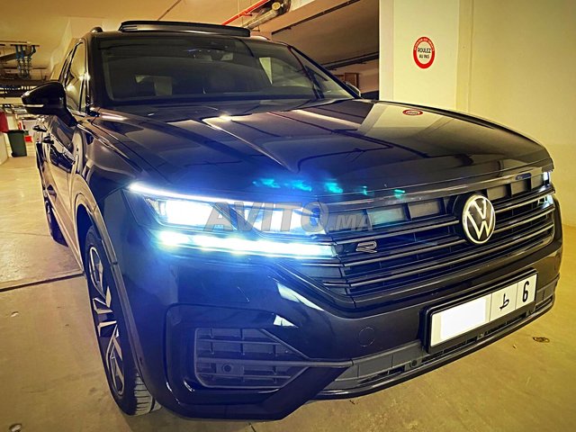 Voiture Volkswagen Touareg 2022 à Casablanca Diesel - 12 chevaux