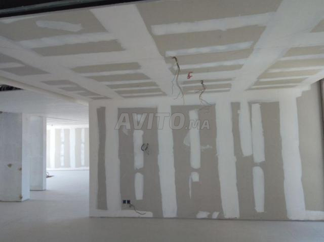 Aménagement bureau aluminium et ba13 Armstrong