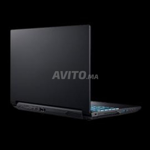 CLEVO 15.6pouces i7-10875H NVMe 1TB Laptop Gamer - 2