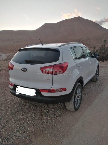 Kia sportage avito крым