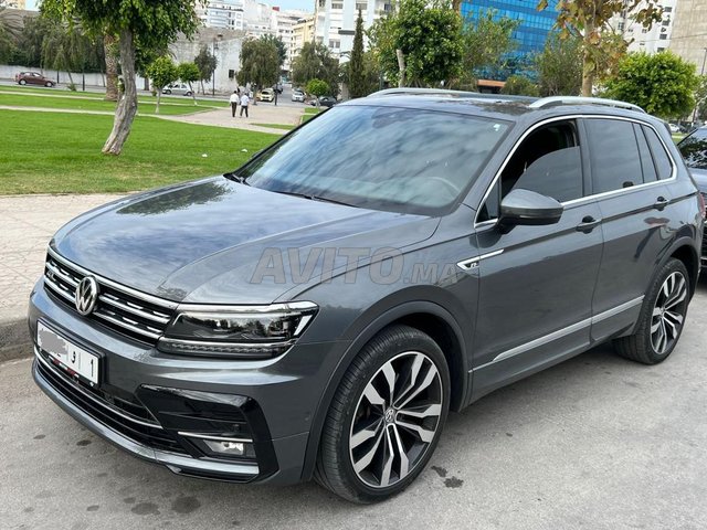 Voiture Volkswagen Tiguan 2019 à Tanger Diesel - 8 chevaux