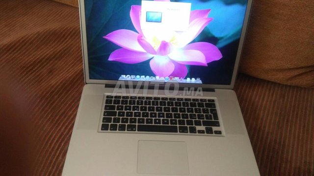MacBook pro i7 17 pouces  - 2
