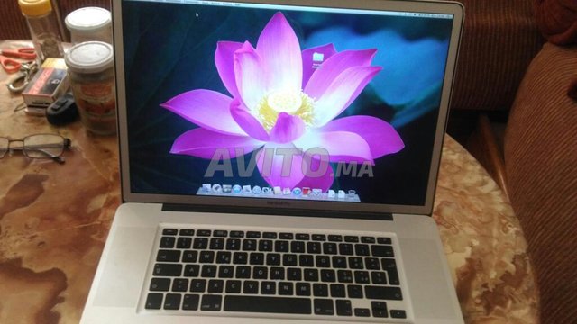 MacBook pro i7 17 pouces  - 7