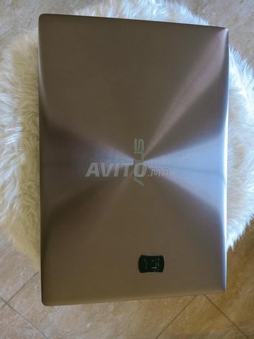 Pc portable Asus ZenBook I7 5TH generation  - 2
