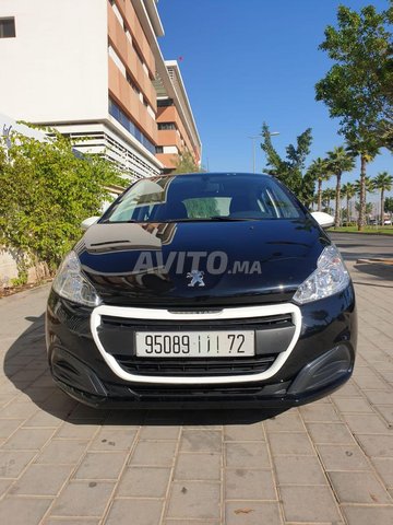 Voiture Peugeot 208 2015 à Casablanca Diesel - 6 chevaux