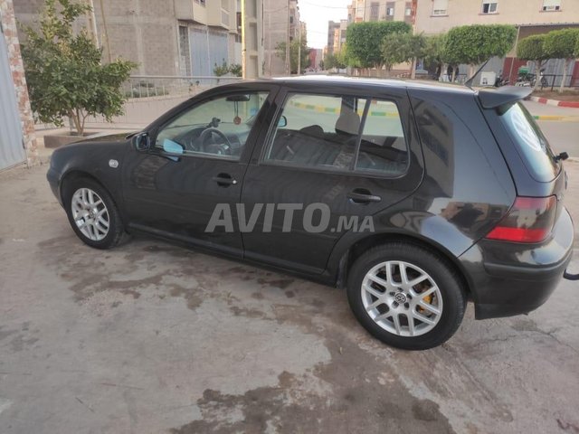 Voiture Volkswagen GOLF 4 1999 à Khouribga Diesel - 8 chevaux