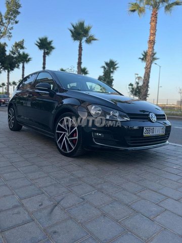 Voiture Volkswagen GOLF 7 2015 à Casablanca Diesel - 8 chevaux