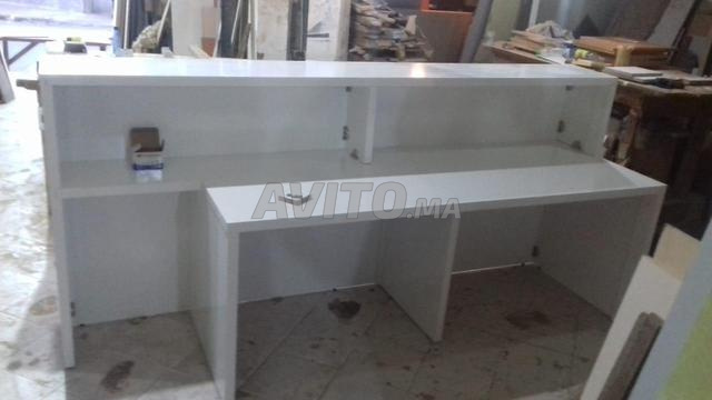 BUREAU DIFFERENTS EN PROMOTION - 2