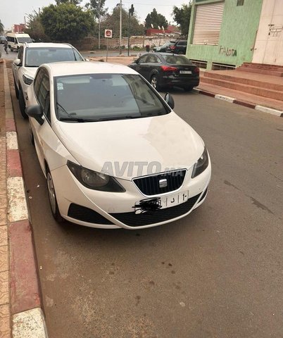 Voiture Seat Ibiza 2011 à Temara Essence - 6 chevaux