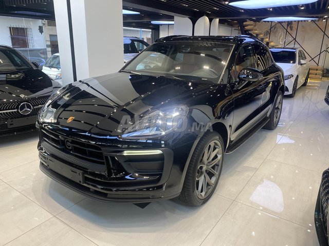 Voiture Porsche Macan 2022 à Casablanca Essence - 11 chevaux