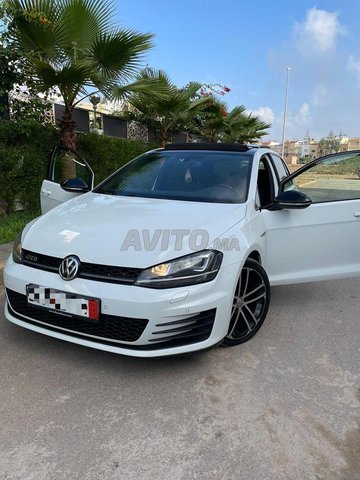 Voiture Volkswagen GOLF 7 2015 à Casablanca Diesel - 8 chevaux