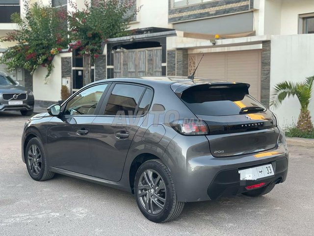 Voiture Peugeot 208 2022 à Agadir Diesel - 6 chevaux