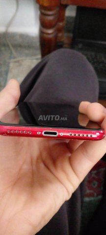 Iphone 8 normale (rouge) - 1