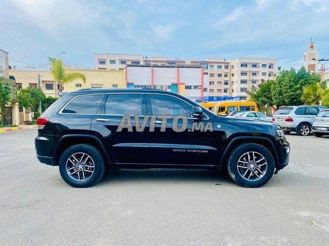 Voiture Jeep Grand Cherokee 2019 à Casablanca Diesel - 12 chevaux