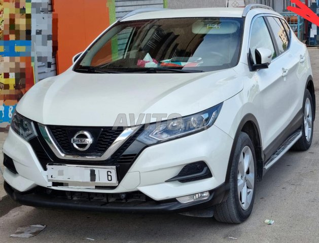 Voiture Nissan Qashqai 2018 à Oujda Diesel - 6 chevaux