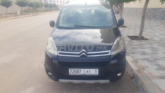 Voiture Citroen Berlingo 2017 à Nador Diesel - 6 chevaux