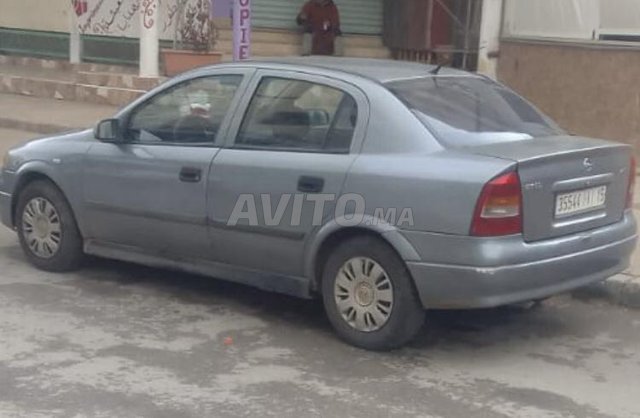 Voiture Opel Astra 2004 à Temara Diesel - 6 chevaux