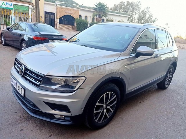 Voiture Volkswagen Tiguan 2018 à Casablanca Diesel - 8 chevaux