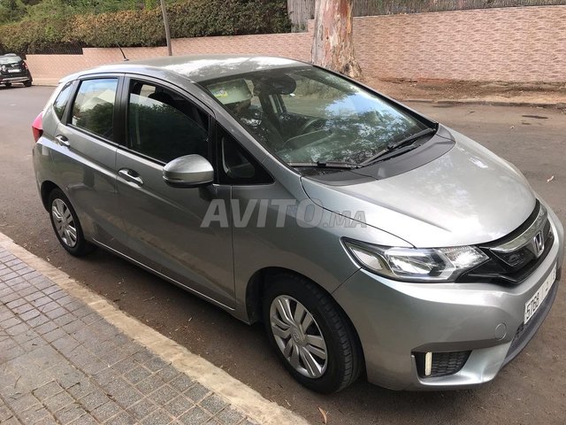 Voiture Honda Jazz 2016 à Casablanca Essence - 8 chevaux