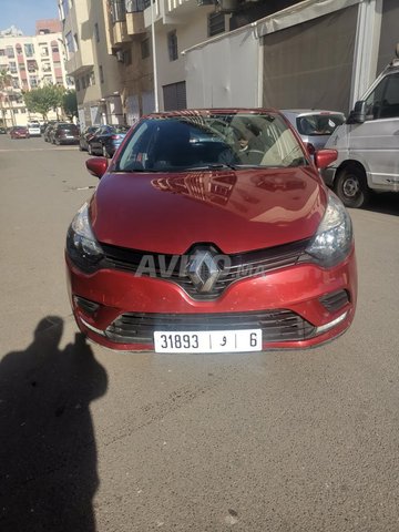Voiture Renault Clio 2018 à Casablanca Diesel - 6 chevaux