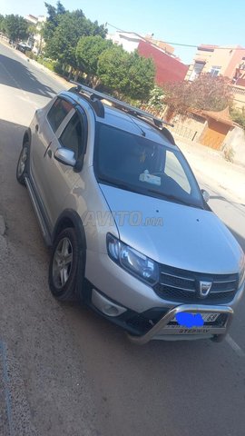 Voiture Dacia Sandero 2016 à Laâyoune Diesel