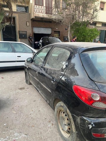 Voiture Peugeot 206+ 2010 à Casablanca Diesel - 6 chevaux