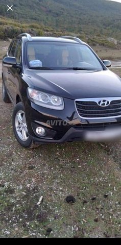 Voiture Hyundai Santa Fe 2011 à Tanger Diesel - 9 chevaux