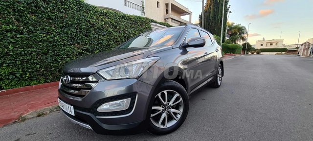 Voiture Hyundai Santa Fe 2014 à Rabat Diesel - 8 chevaux